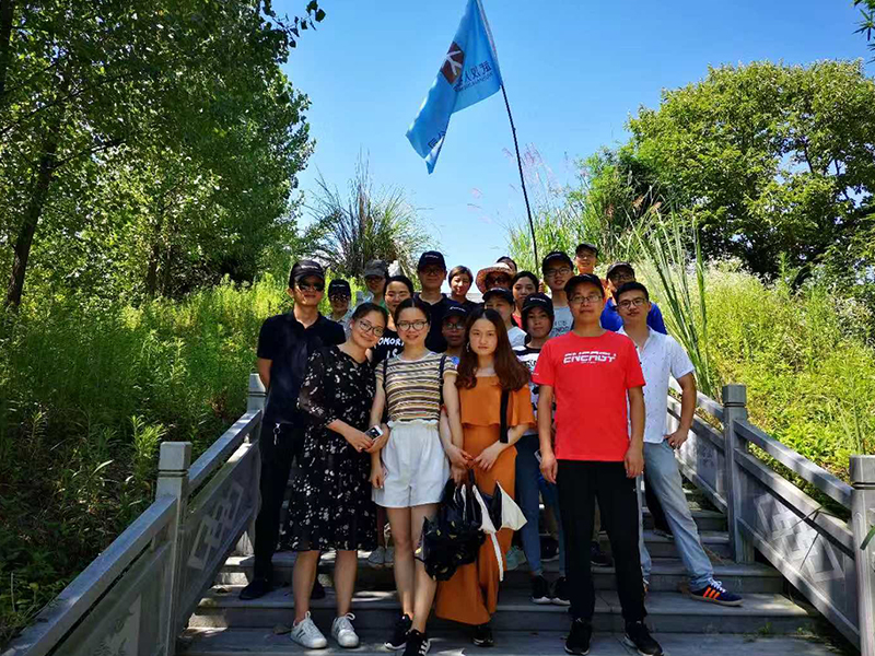 Tiantangzhai Tourist Group Photo
